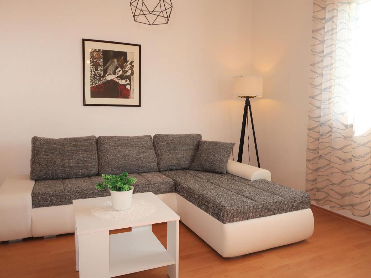 Apartment Katarina - Rac173 Рабац Екстериор снимка